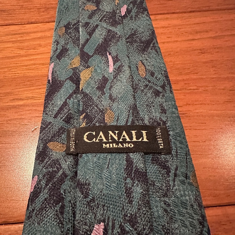 Canali Dark Teal, Black, and Grayish Pink Patterned Tie 100% Silk Made in Italy - Picture 3 of 8